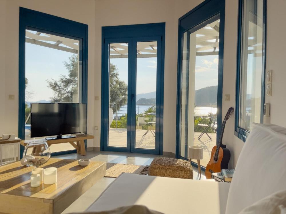 Zidanos Luxurious Sea Front Villa Marandokhórion Zewnętrze zdjęcie